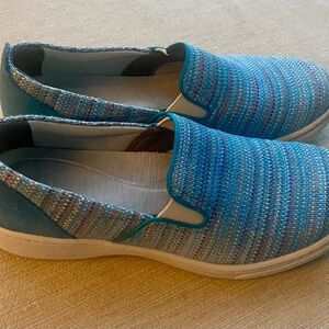 Dansko Blue Multicolor Women's Sneakers